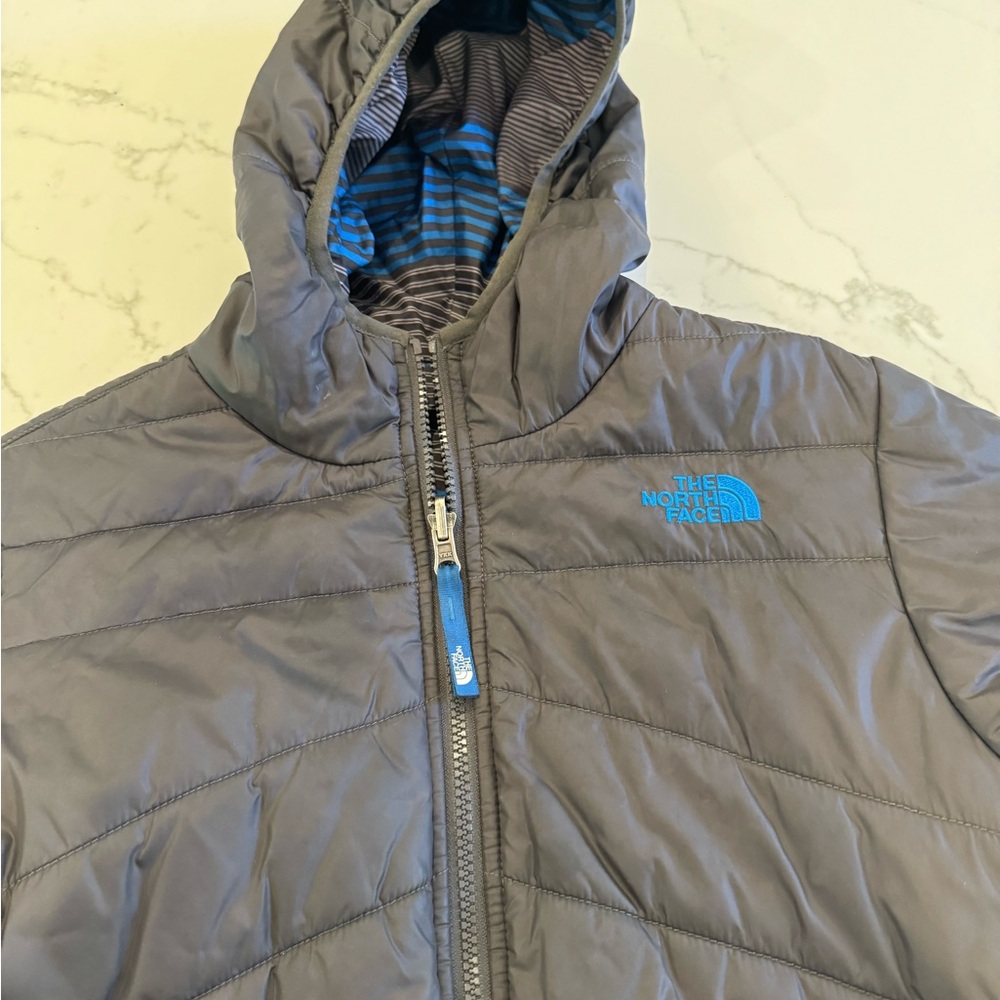 Reversible North Face jacket. Super warm